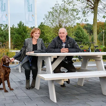 Casa vacanze Villa With Lake Views *